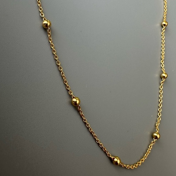14k Gold Modern Ball Anklet - Picture 4 of 8